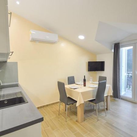 Grebaštica Apartment Ivana I Martina מראה חיצוני תמונה